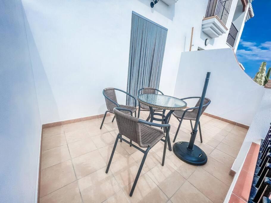 Modern 2 Bed Apartment With Pool In Frigiliana Buitenkant foto