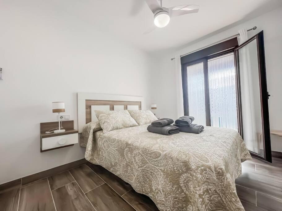 Modern 2 Bed Apartment With Pool In Frigiliana Buitenkant foto